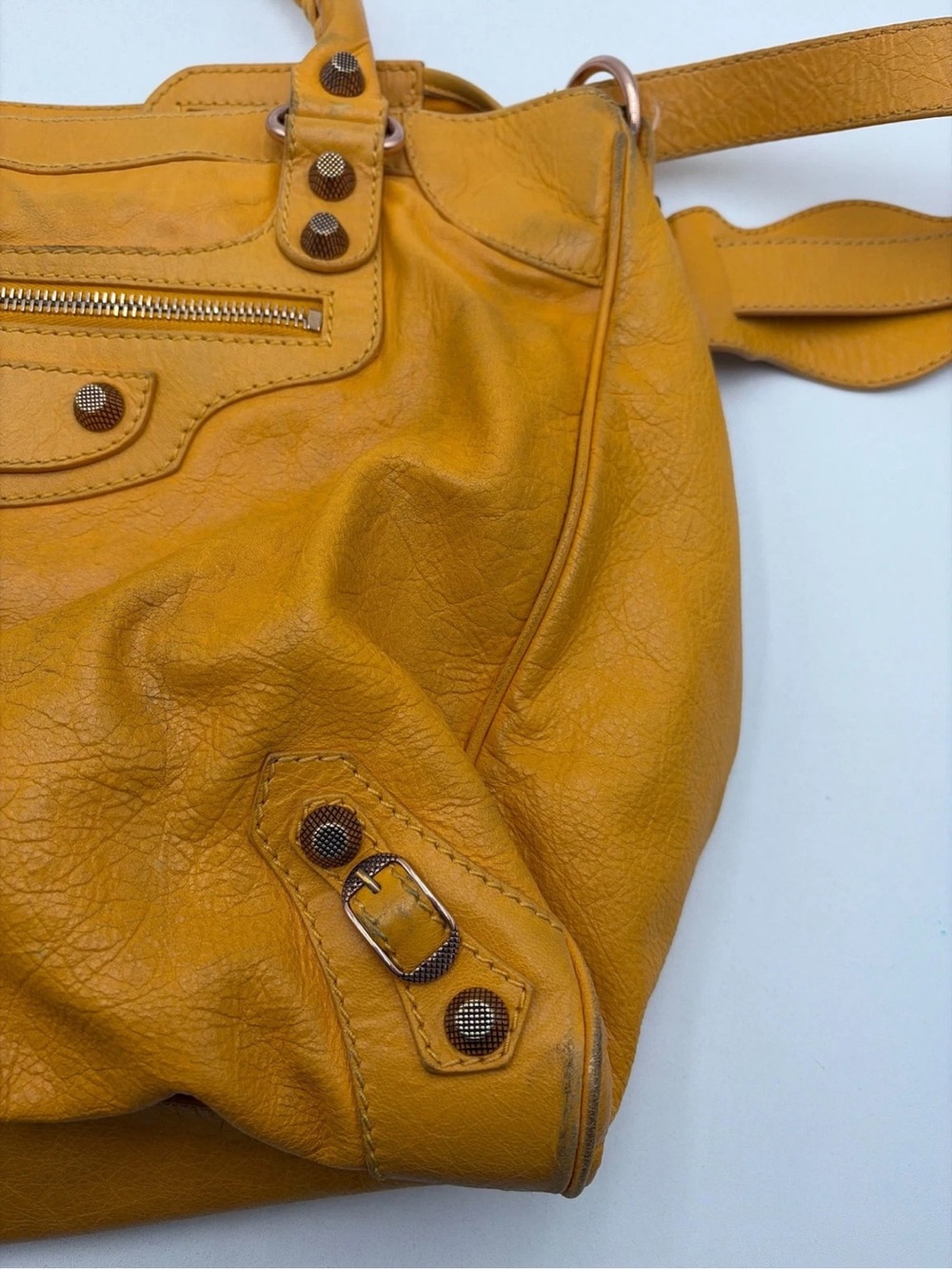 Balenciaga Yellow Leather Shoulder Tote with Zip Pocket - Picture 11 of 12